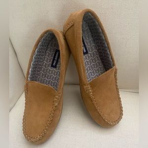 Lands’ End Suede Slipper Moccasins-Womens 8